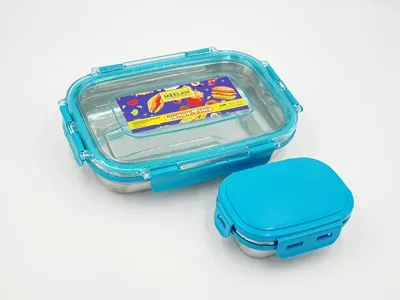 Lunch Time in Blue