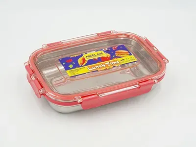 Lunch Time in Pink