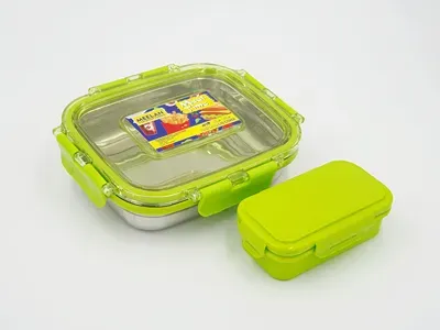 Meal Time in Green