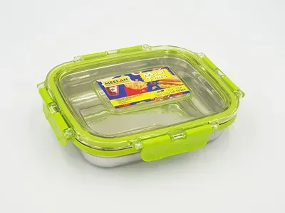 Meal Time in Green